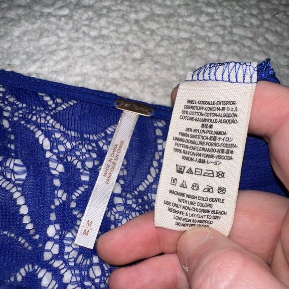 Free People Medium Shake it Up Mosaic Blue Lace Women’s Dress 3/4 Sleeve EUC - Picture 7 of 12